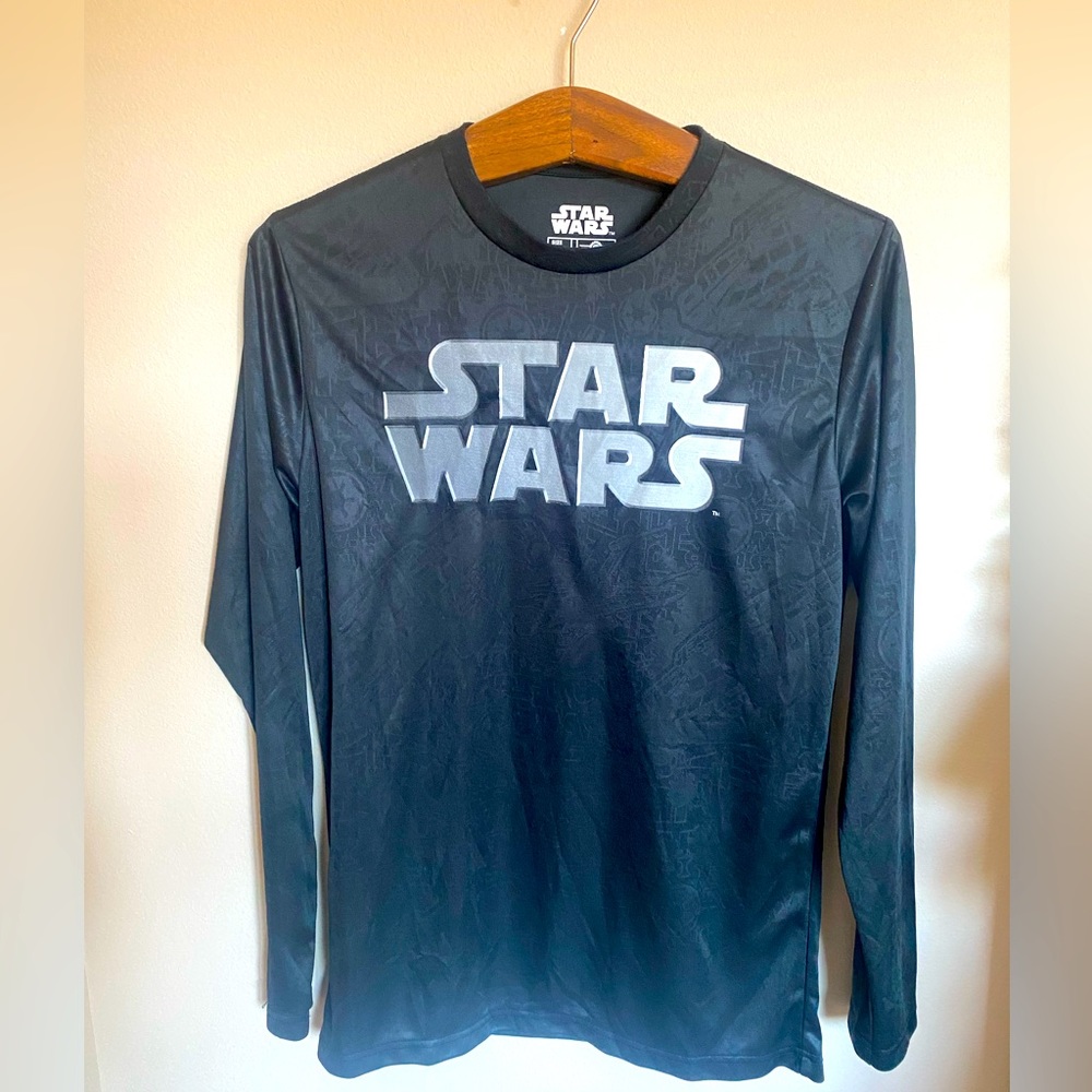 Lightweight long sleeve Star Wars tee